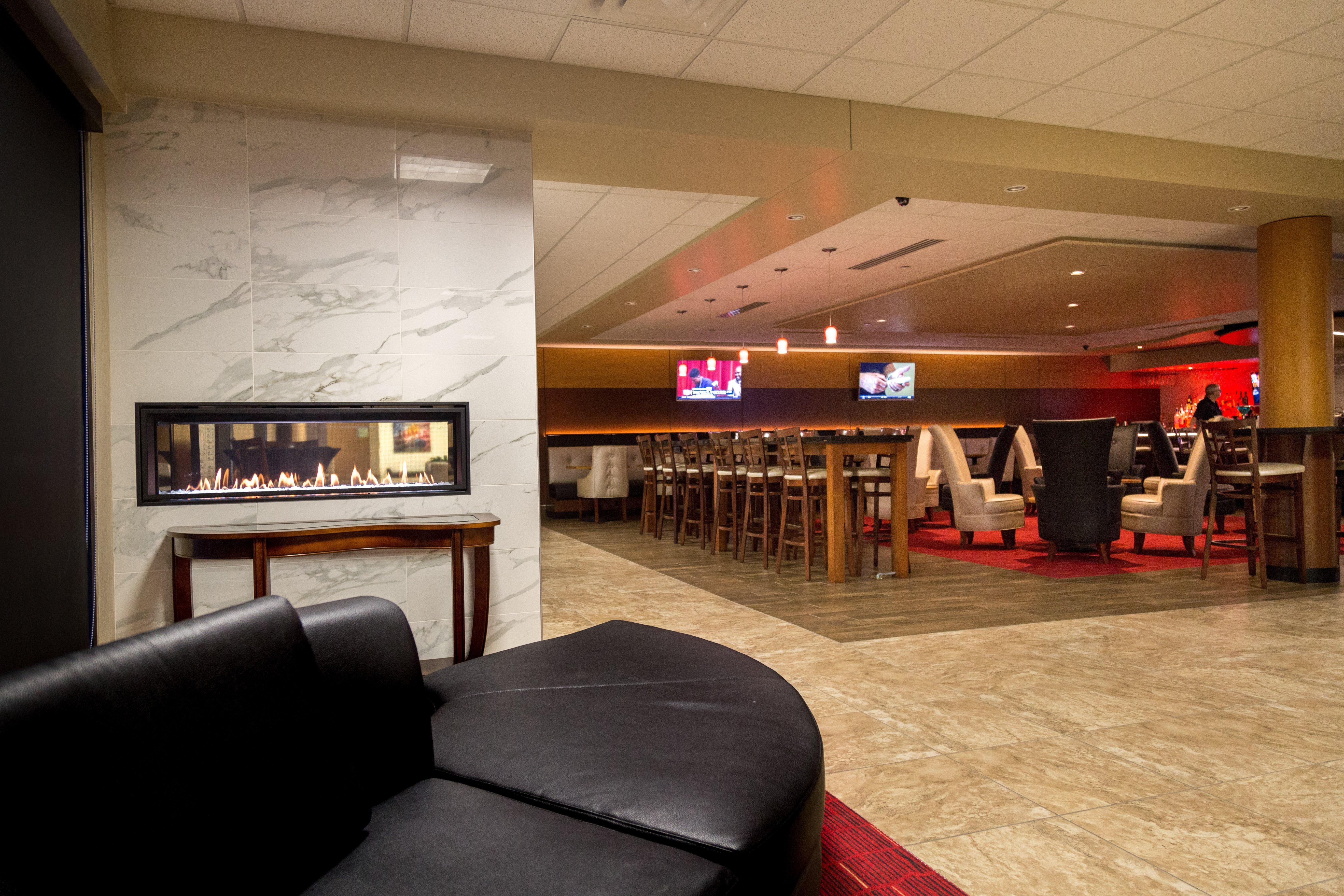 Holiday Inn Des Moines-Airport Conf Center By Ihg Εξωτερικό φωτογραφία