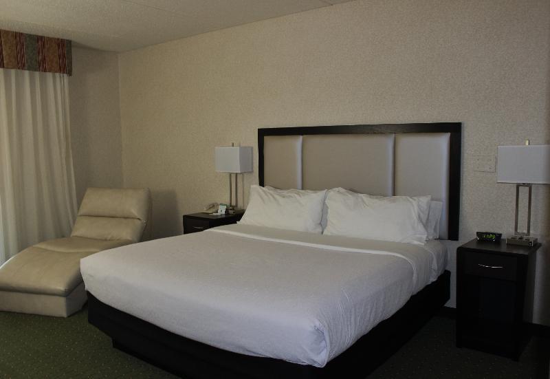 Holiday Inn Des Moines-Airport Conf Center By Ihg Εξωτερικό φωτογραφία